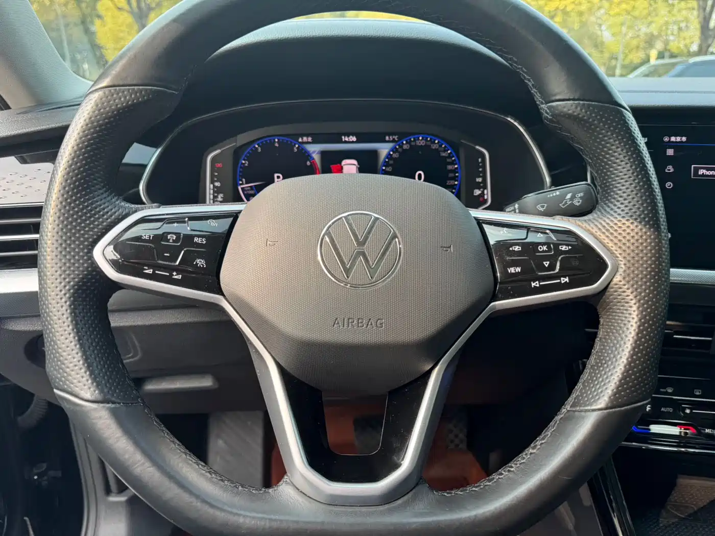 Volkswagen Passat 2023 Facelift 330TSI Luxury Edition фото 10
