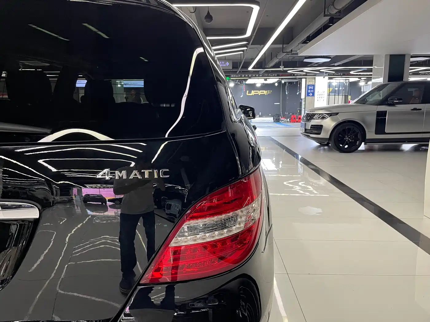 Mercedes-Benz R-Class 2017 R 320 4MATIC Business Collector's Edition фото 45