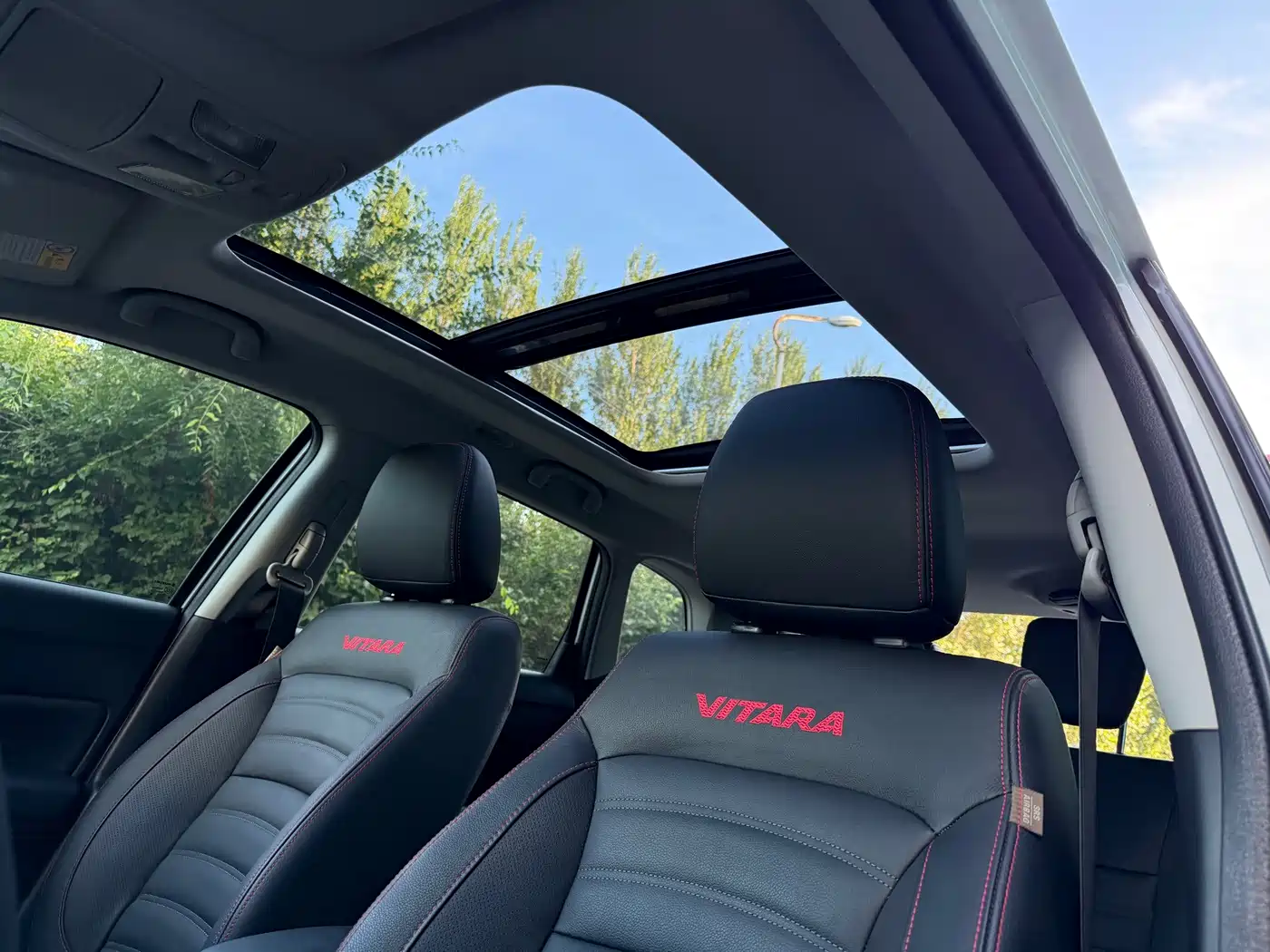 Suzuki Vitara 2016 2016 1.4T Auto 2WD Luxury Model
