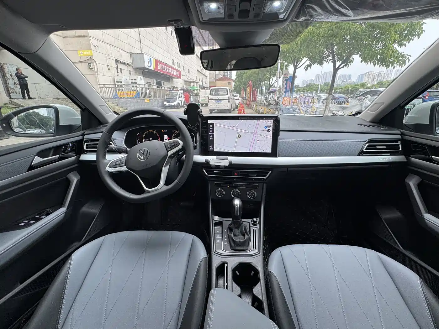Volkswagen Lavida 2024 Model 1.5L Automatic Starlight 5 Million Edition фото 7