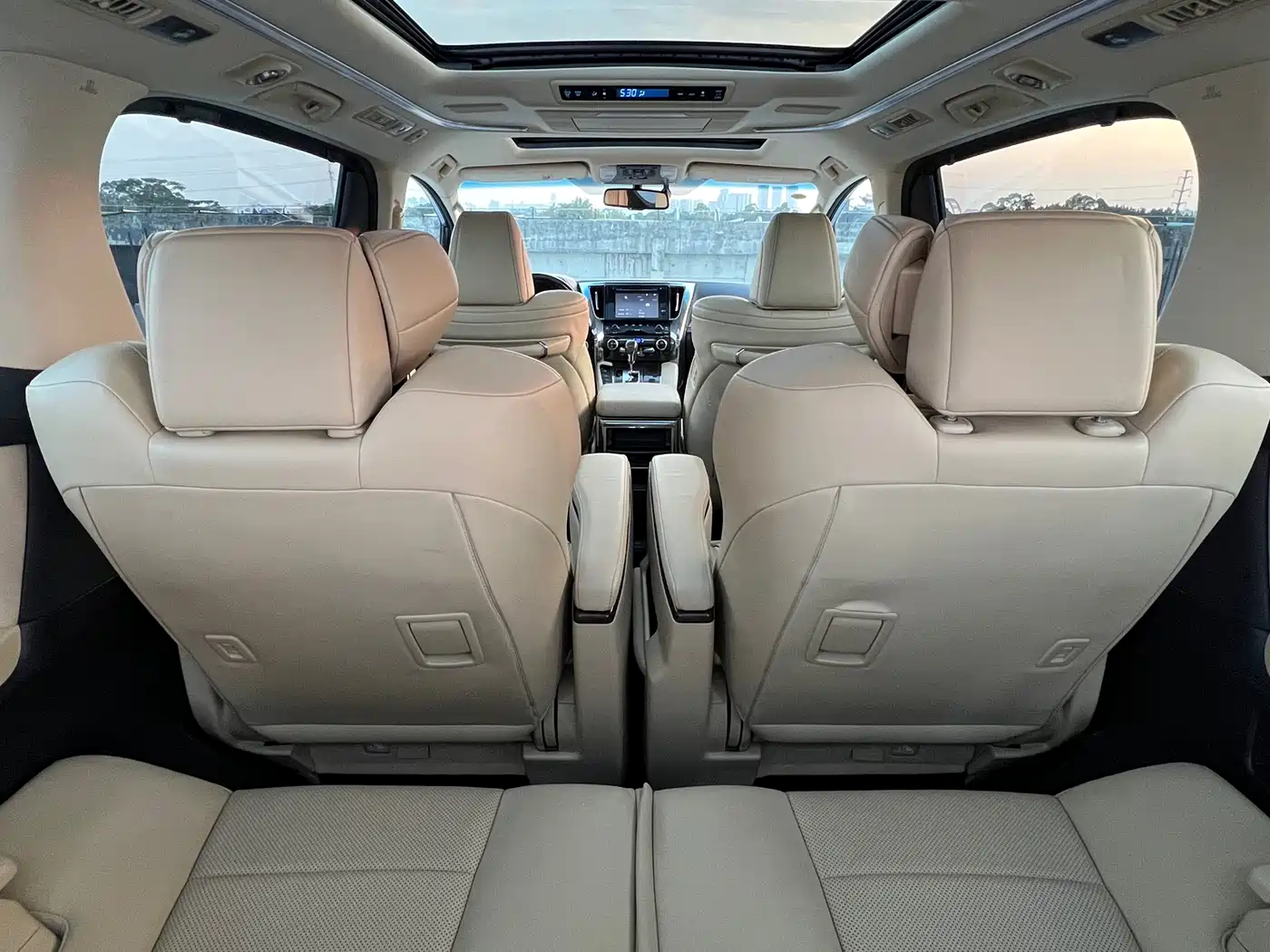 Toyota Alphard 2018 Facelift 3.5L Premium Edition фото 13