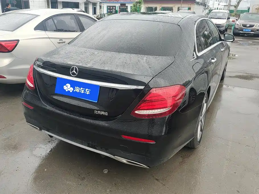 Mercedes-Benz E-Class 2019 E 260 L Sport фото 3