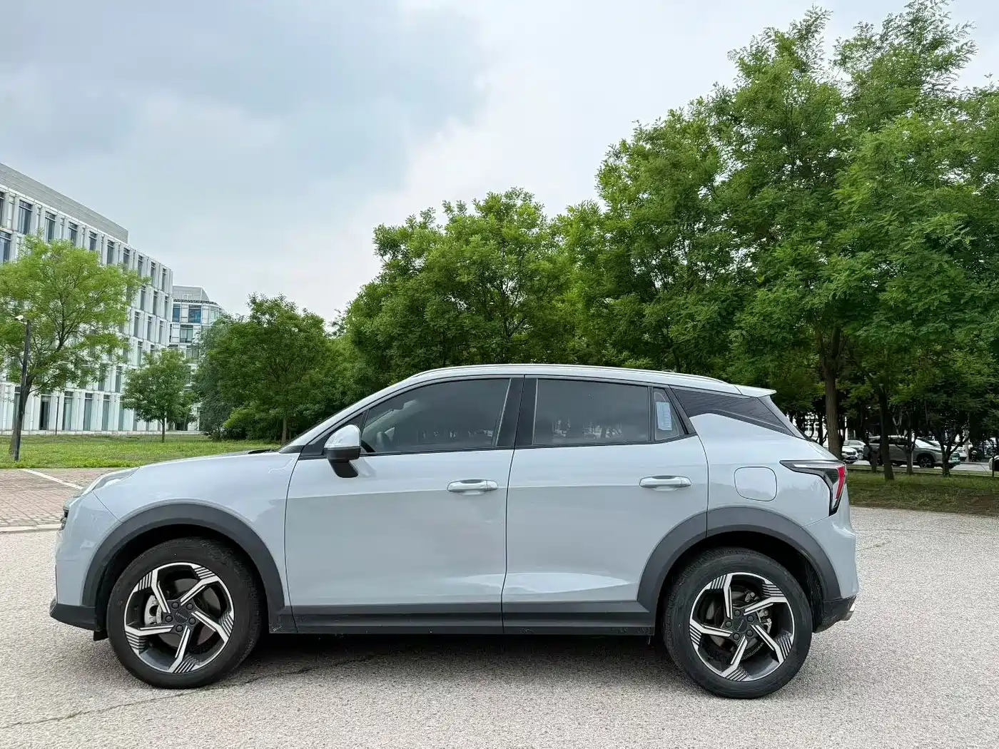Lynk & Co 06 EM-P 2022 PHEV 84KM Range Pro фото 3