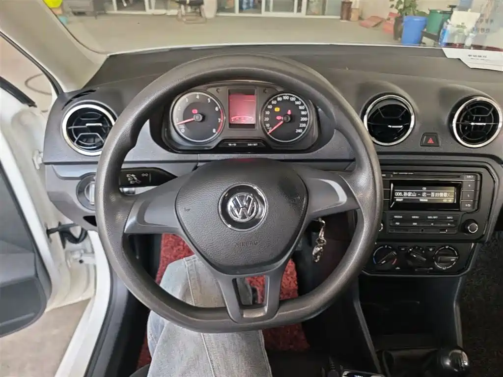 Volkswagen Jetta 2017 1.4L Manual Fashion фото 11