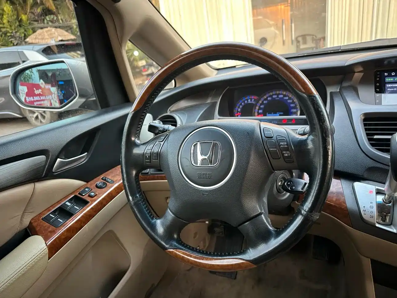 Фото 23 - Honda Odyssey