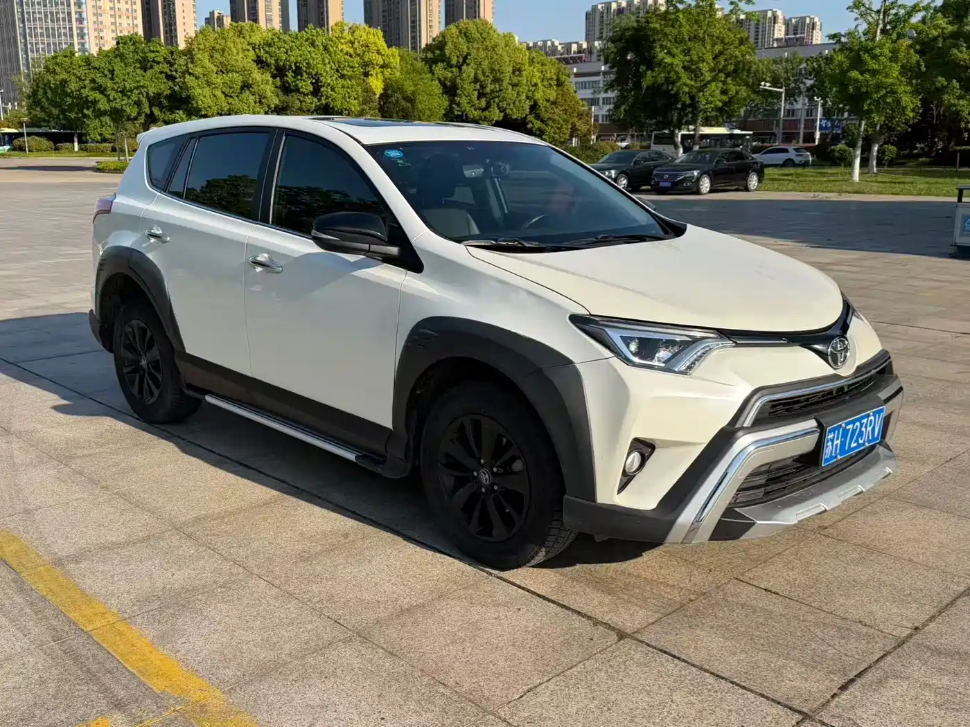 Toyota RAV4 Rongfang 2019 2.0L CVT 2WD Style X Limited Edition China VI фото 3