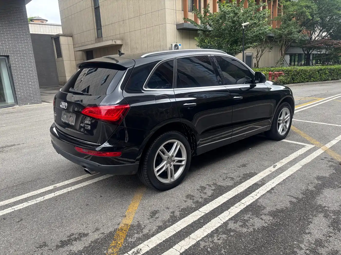 Audi Q5 2016 40 TFSI Comfort Model фото 21