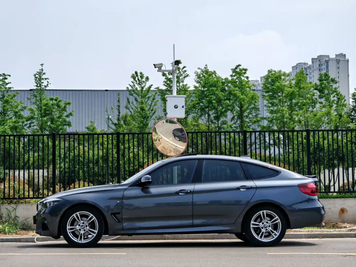 BMW 3 Series GT 2020 320i M Sport Package фото 3