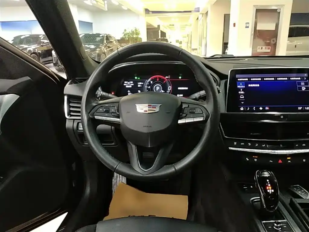 Cadillac CT5 2023 28T Platinum Style фото 11