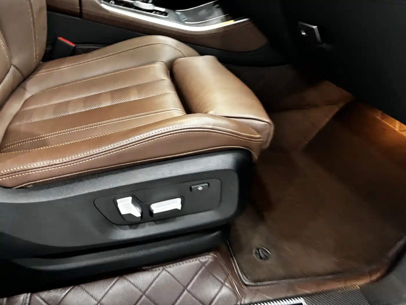 BMW X5 New Energy(Imported) 2020 xDrive45e M Sport Package фото 29