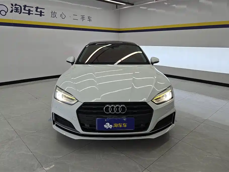 Audi A5 (Import) 2017 Sportback 40 TFSI Fashion фото 2