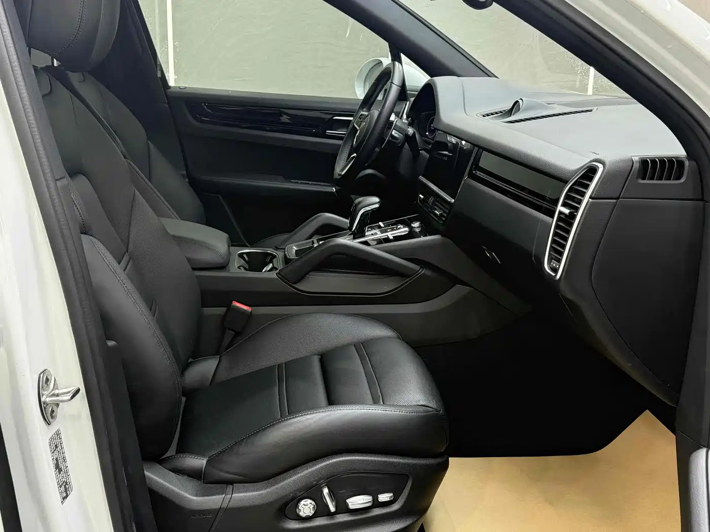 Porsche Cayenne 2019 Cayenne 3.0T фото 15