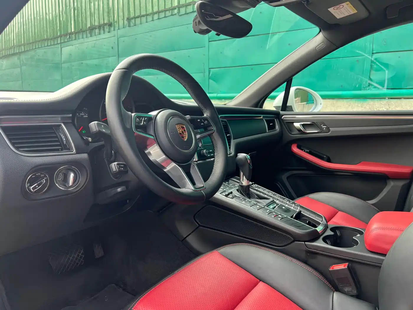 Porsche Macan 2017 Macan 2.0T фото 4
