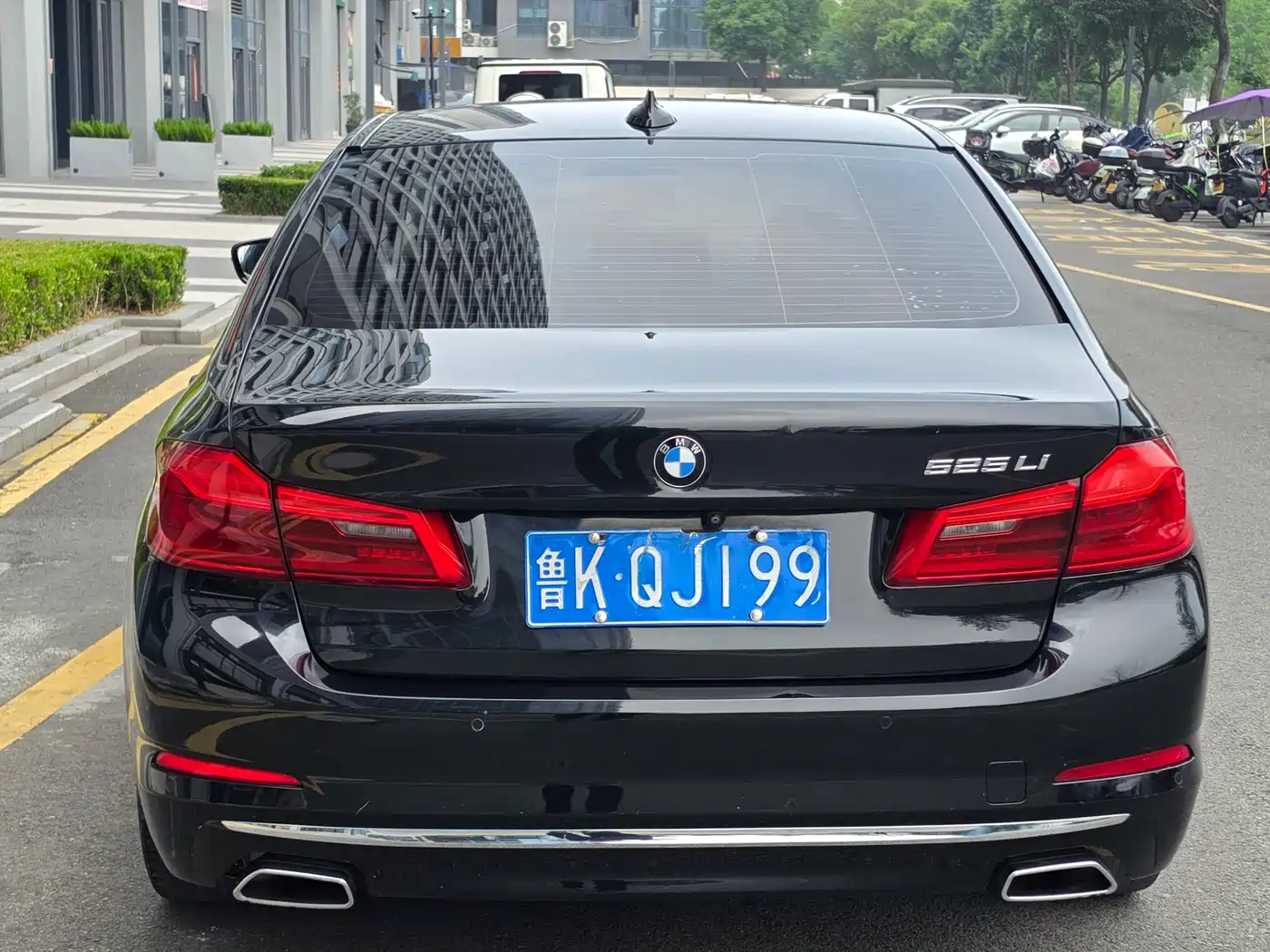 BMW 5 Series 2019 525Li Luxury Package фото 7