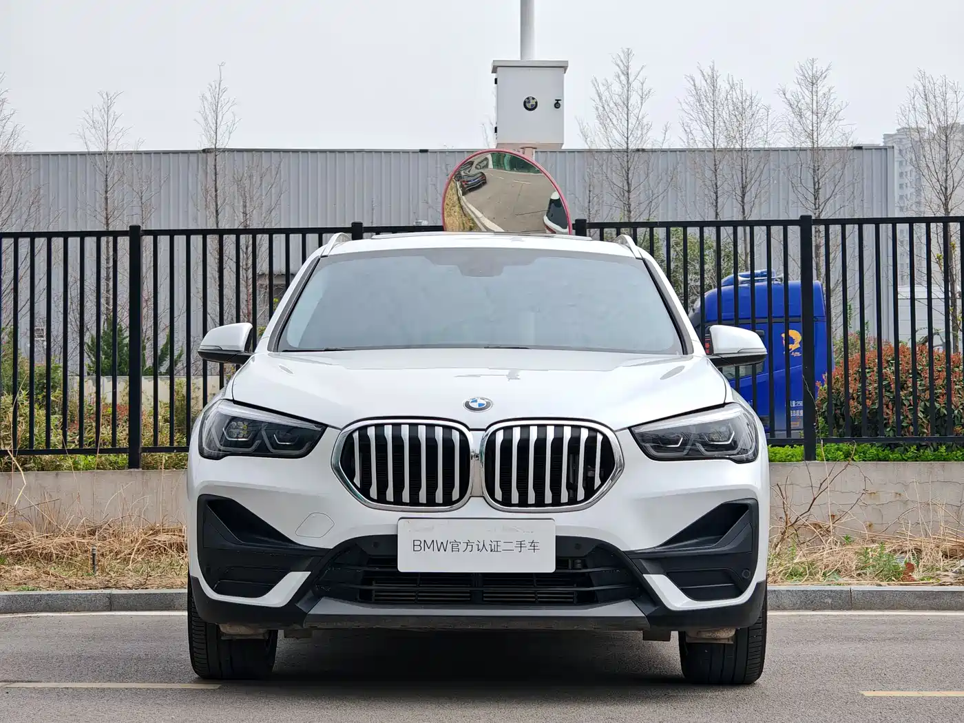 BMW X1 2022 sDrive25Li Leading фото 3