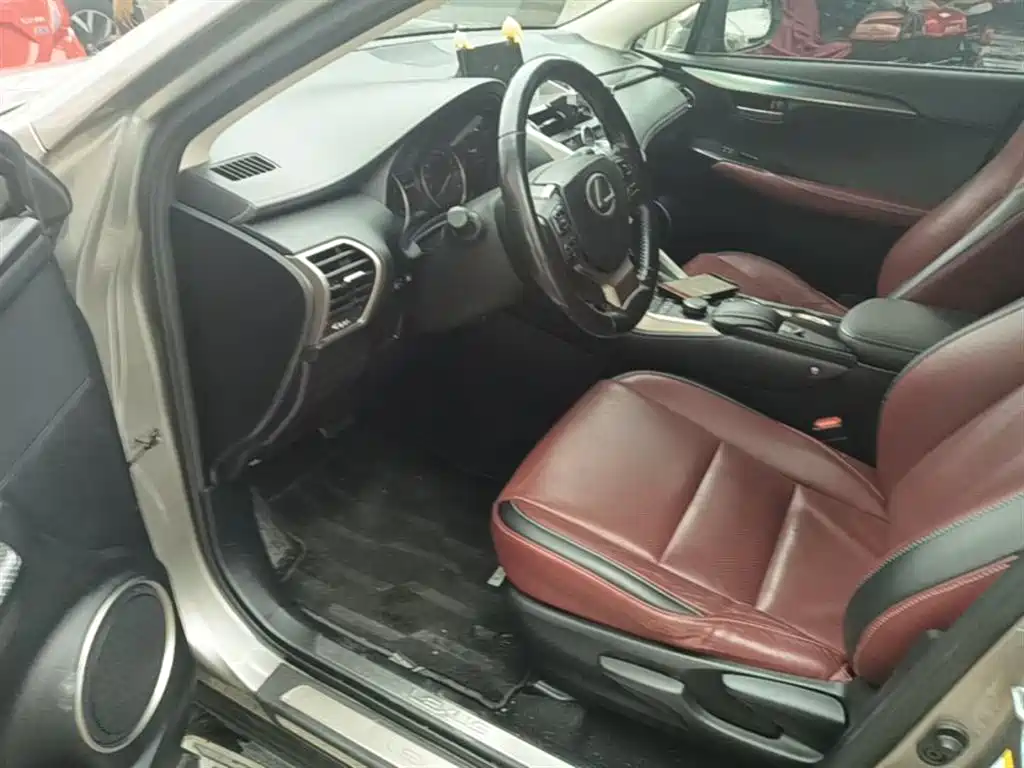 Lexus NX 2015 200 FWD Premium фото 16