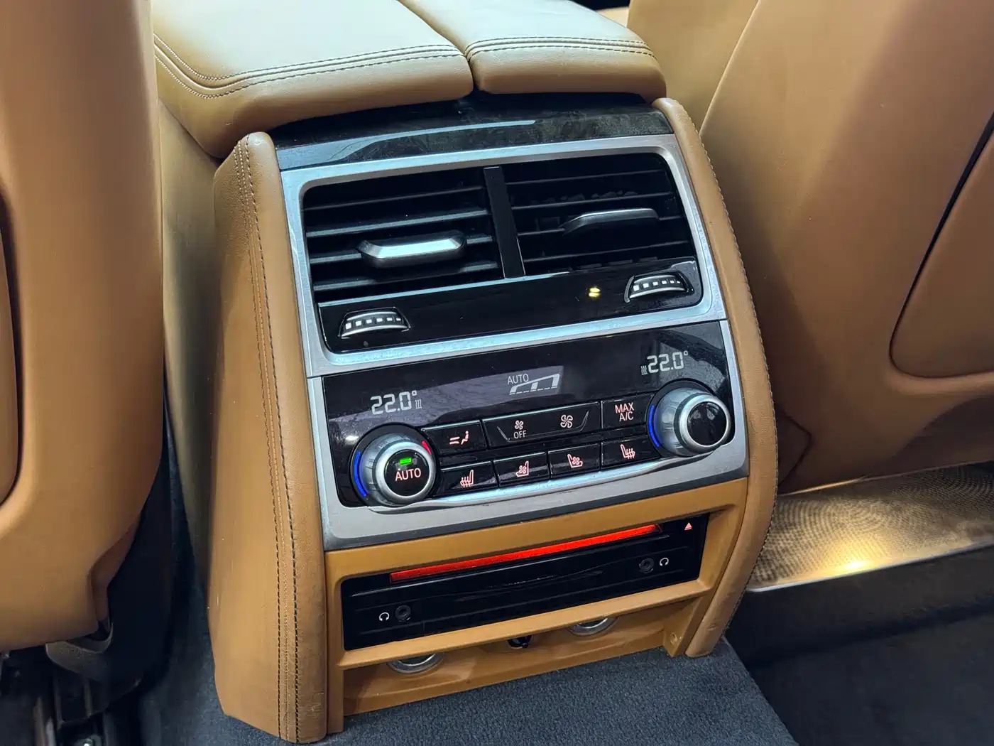 BMW 7 Series 2016 730Li Luxury фото 11