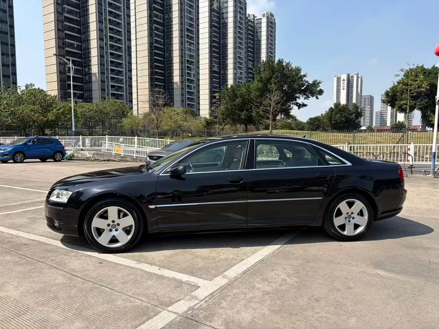 Audi A8 2007 A8L 3.2 FSI Standard фото 3