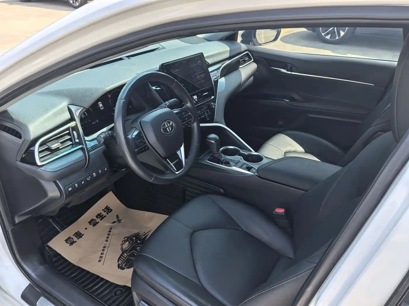 Toyota Camry 2021 2.5G Luxury Edition фото 6