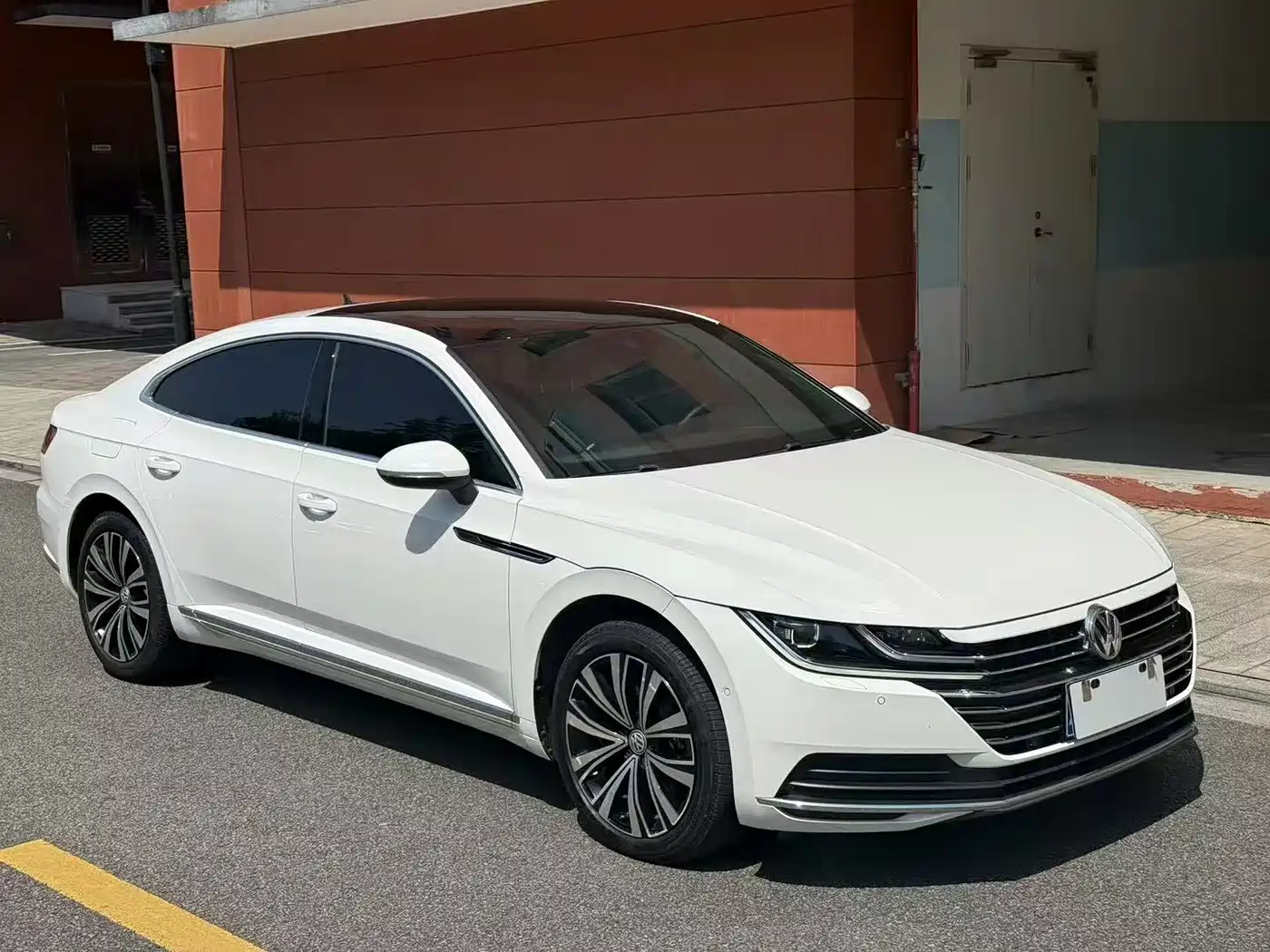 Volkswagen FAW-Volkswagen CC 2020 330TSI Glamour Version China VI фото 3