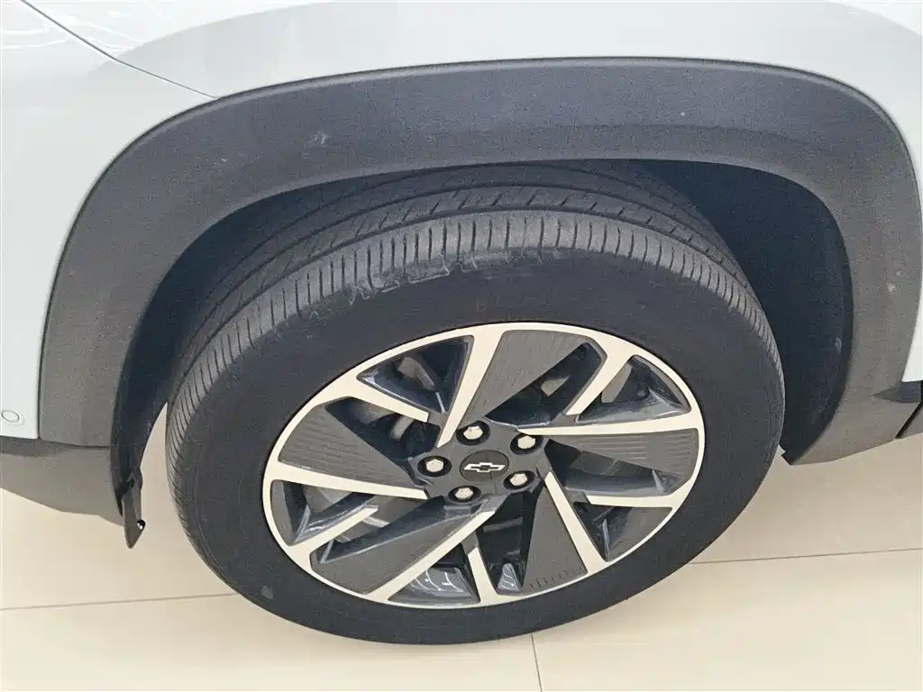 Chevrolet Equinox Plus 2024 102km RS Ultimate Edition фото 23