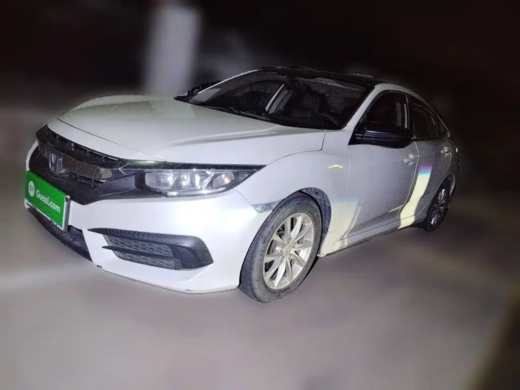 Фото 2 - Honda Civic