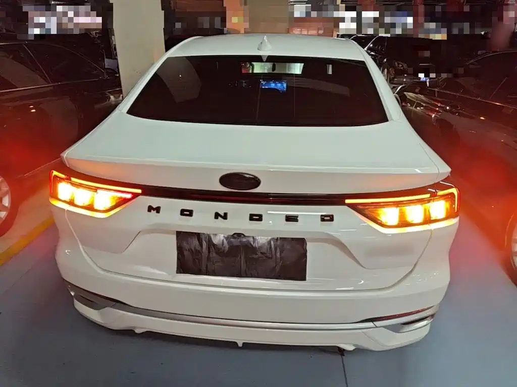 Фото 6 - Ford Mondeo