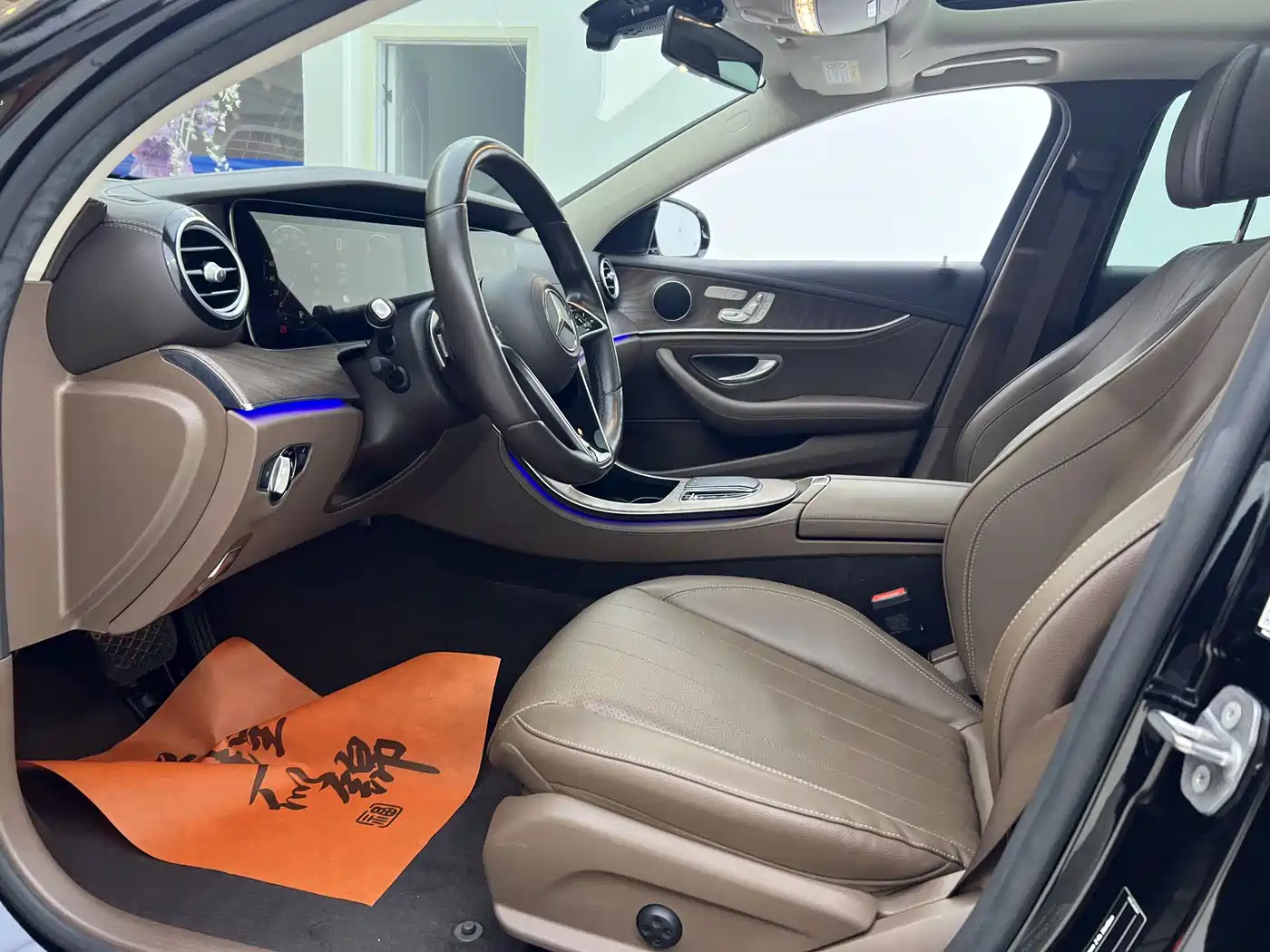 Mercedes-Benz E-Class New Energy 2022 E 350 e L Plug-in Hybrid Sedan фото 4