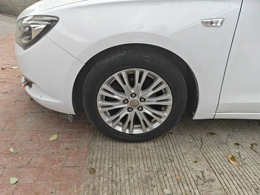 Buick Excelle 2015 15N Automatic Elite фото 23
