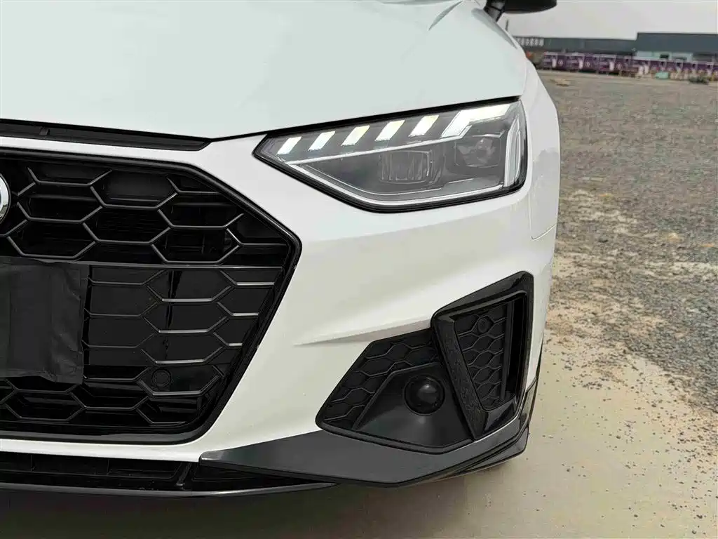 Audi A4L 2024 40 TFSI Luxury Dynamic фото 13