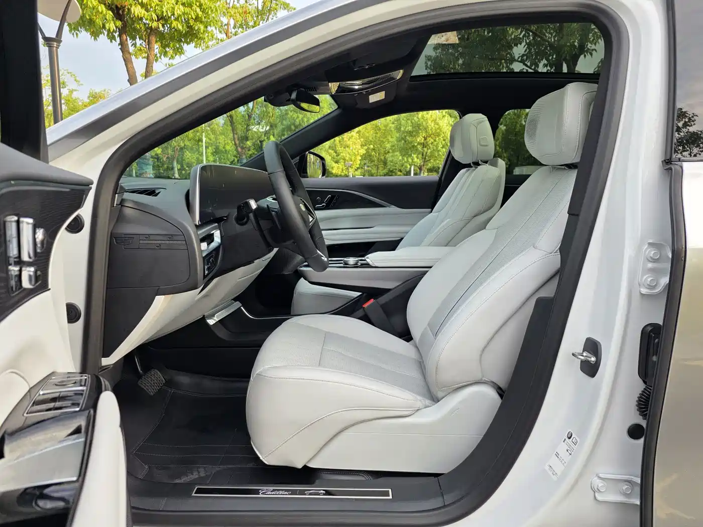 Cadillac IQ Rui Ge 2024 2024 RWD Standard Range Luxury Edition