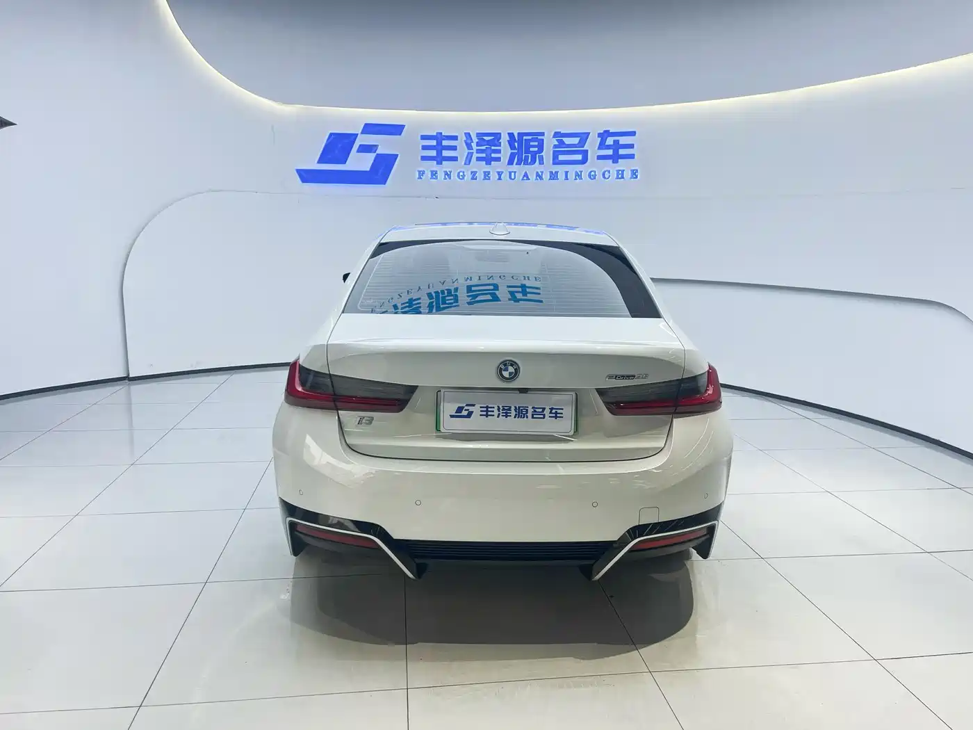 BMW i3 2024 eDrive 35 L фото 5