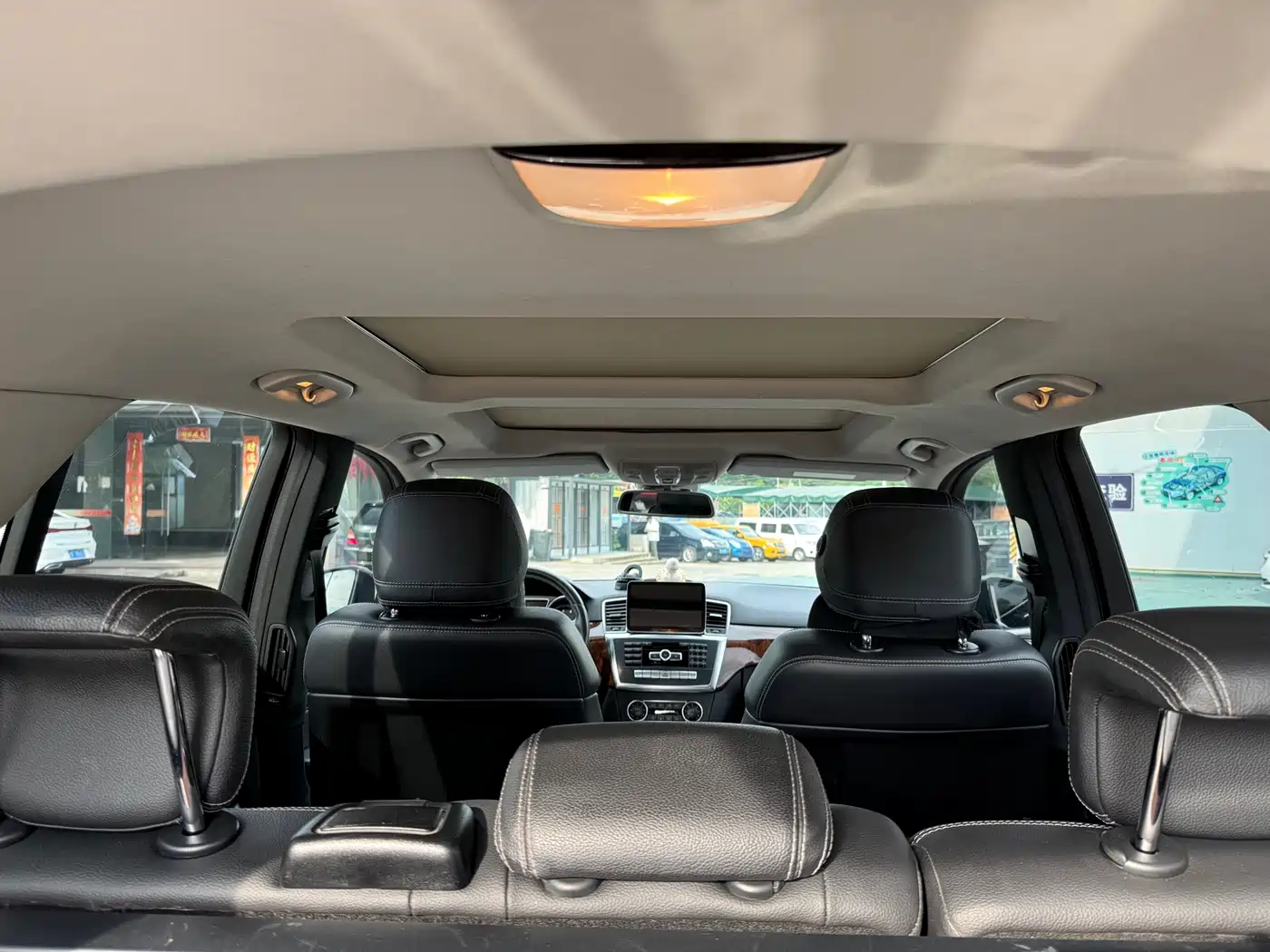 Mercedes-Benz M-Class 2012 Model ML 350 Luxury фото 22