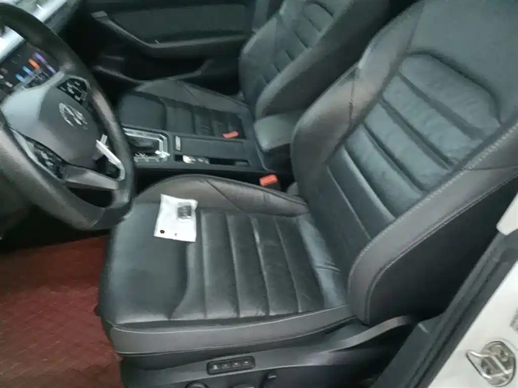 Volkswagen FAW-Volkswagen CC 2021 380TSI Eye-catching Edition фото 15