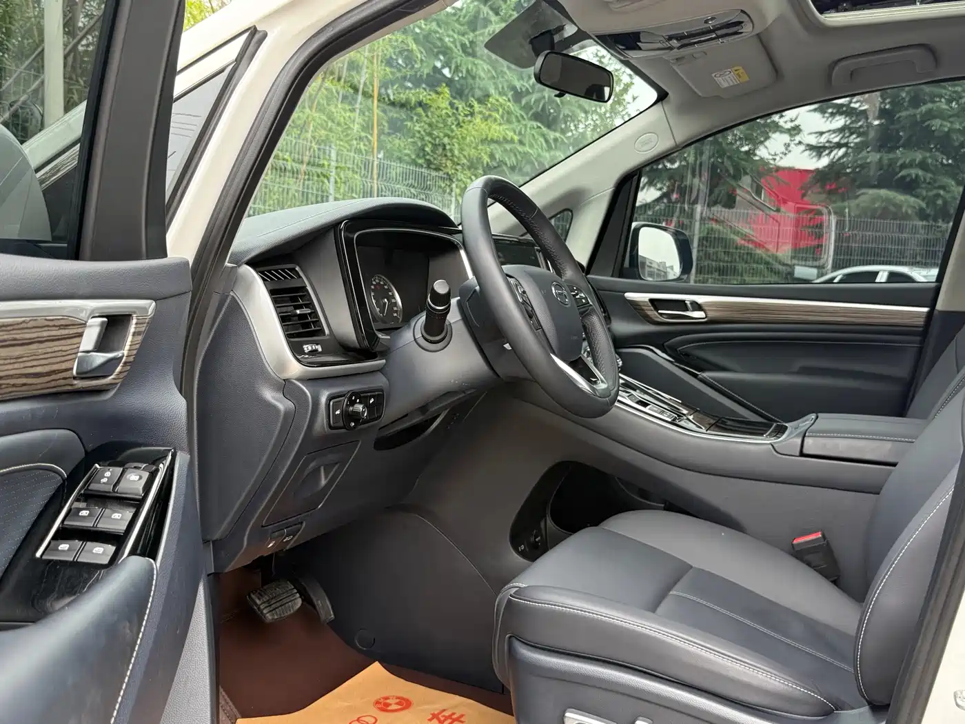 GAC Trumpchi Trumpchi M8 2023 Leading Series 390T Premium Edition фото 6