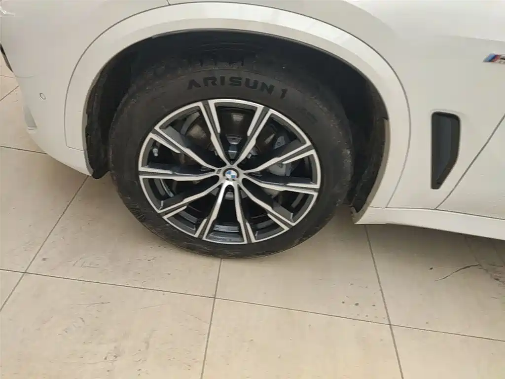 BMW X5 (Import) 2019 xDrive40i M Sport Package фото 23