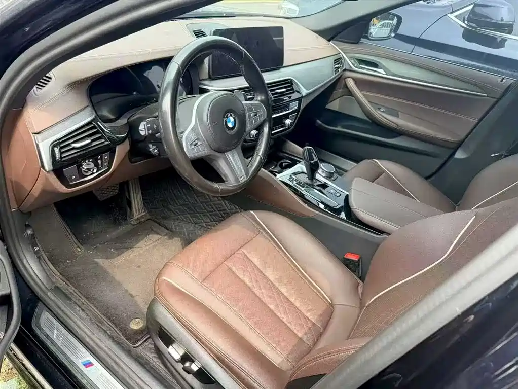 BMW 5-SERIES
