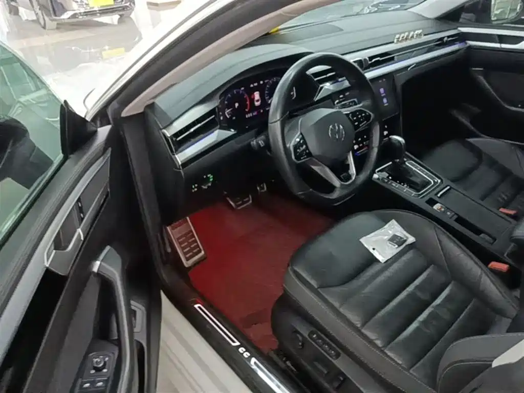 Volkswagen FAW-Volkswagen CC 2021 380TSI Eye-catching Edition фото 16