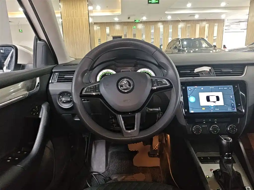 SKODA OCTAVIA