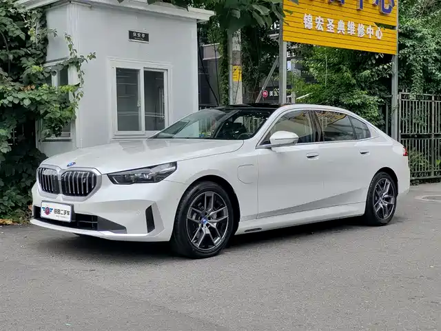  BMW BMW i5 2024 eDrive 35L Premium Luxury Package