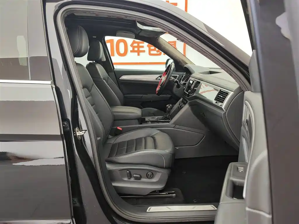Volkswagen Teramont 2017 330TSI 2WD Luxury фото 23