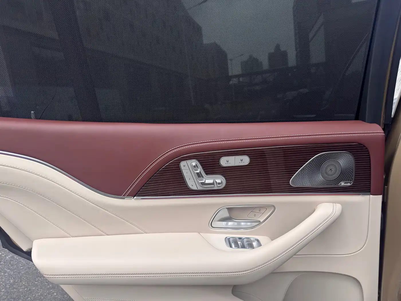 Mercedes-Benz Maybach GLS 2022 GLS 480 4MATIC фото 30