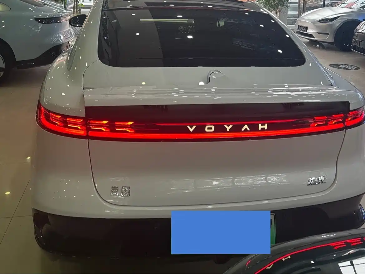 Voyah Auto VOYAH Zhuiguang 2023 4WD Standard Edition фото 15