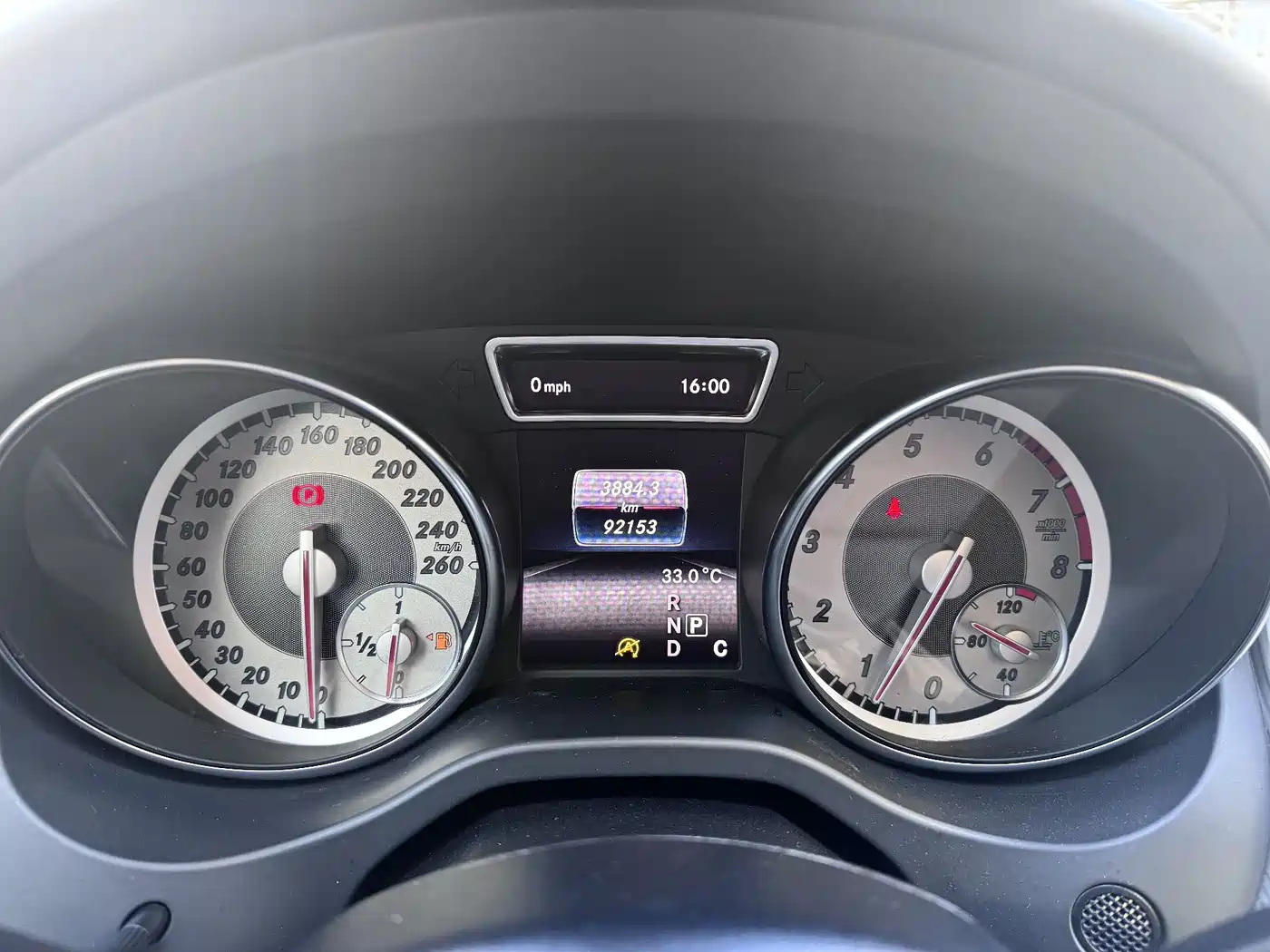 Mercedes-Benz GLA 2016 GLA 200 Dynamic фото 8