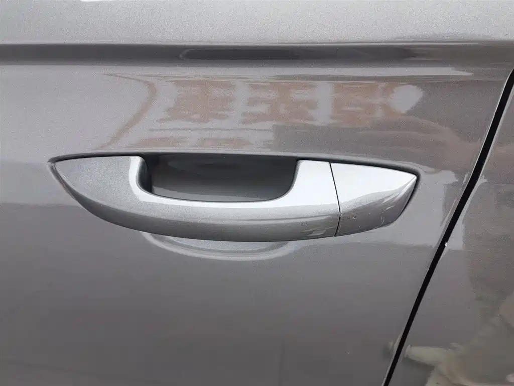 Volkswagen Bora 2016 Model 1.6L Manual Fashion фото 18