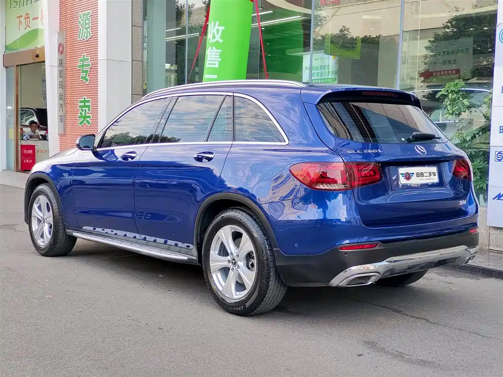 Mercedes-Benz GLC 2020 Facelift GLC 260 L 4MATIC Dynamic фото 4