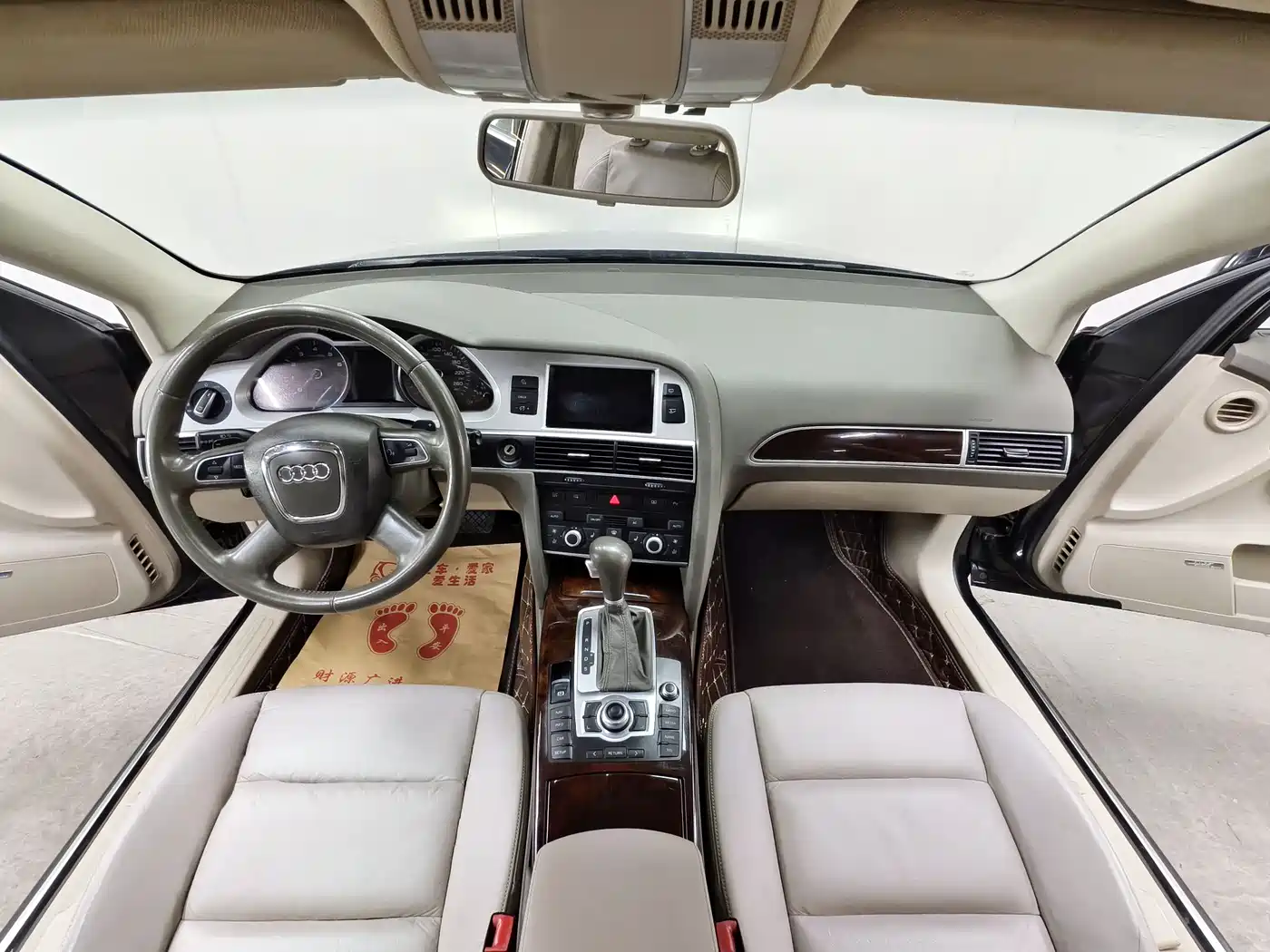Audi A6L 2011 Model 2.4L Comfort фото 9