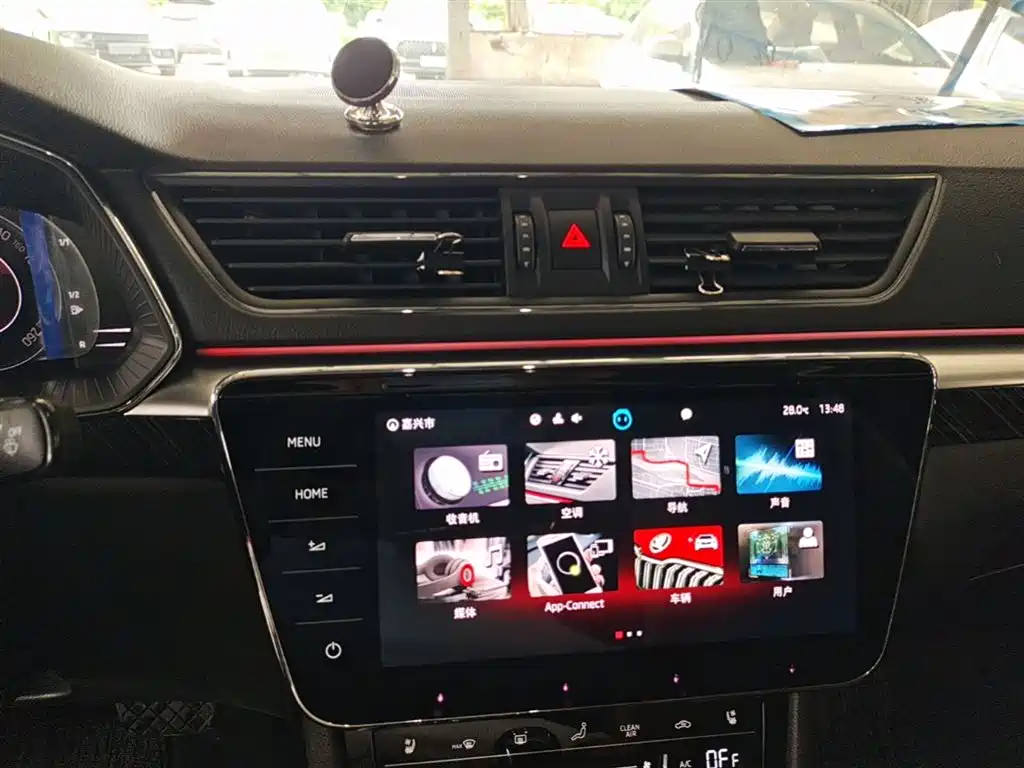 Škoda Superb 2023 Facelift TSI330 DSG Luxury Edition фото 13