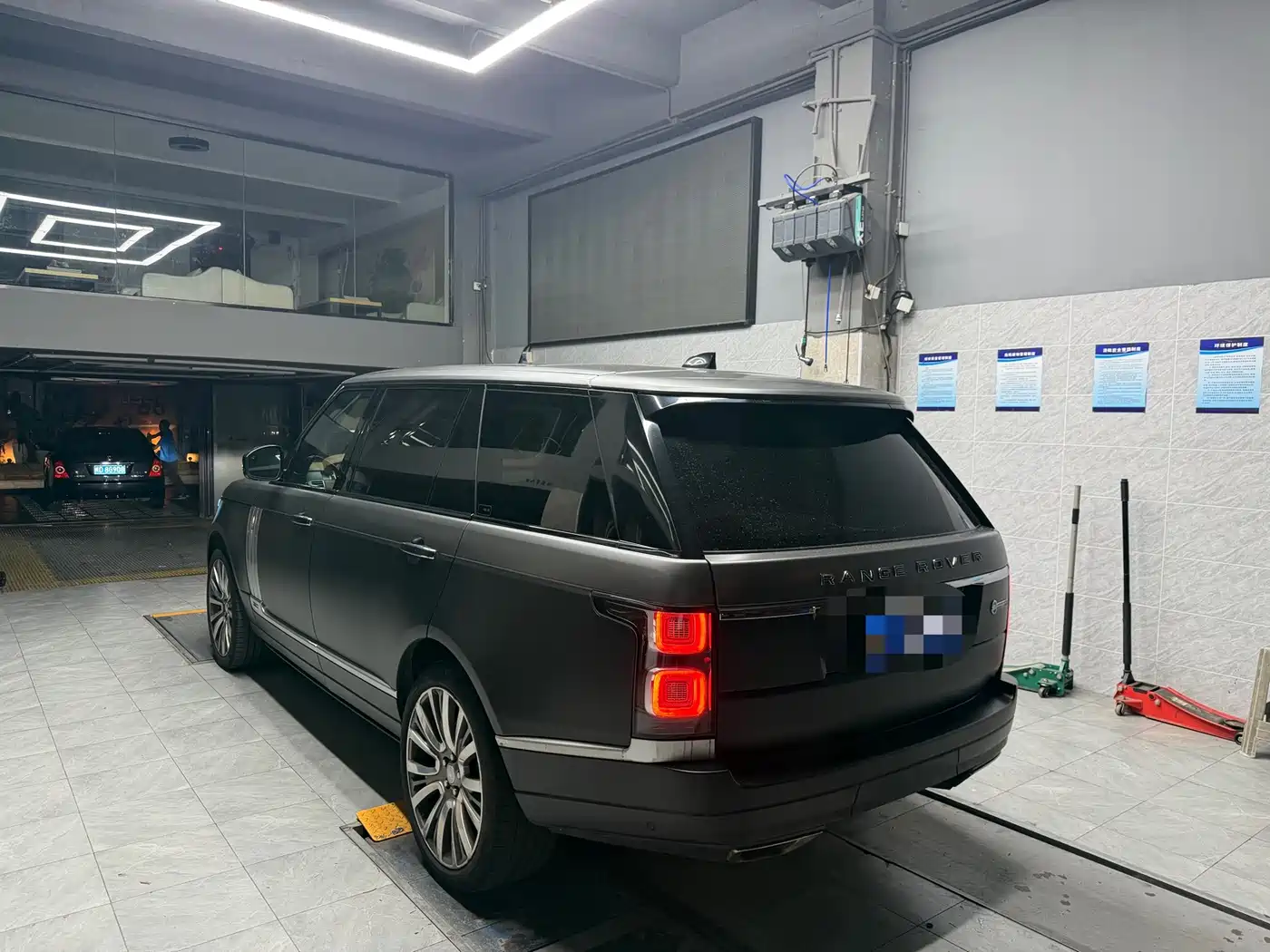 Фото 6 - Land Rover Range Rover