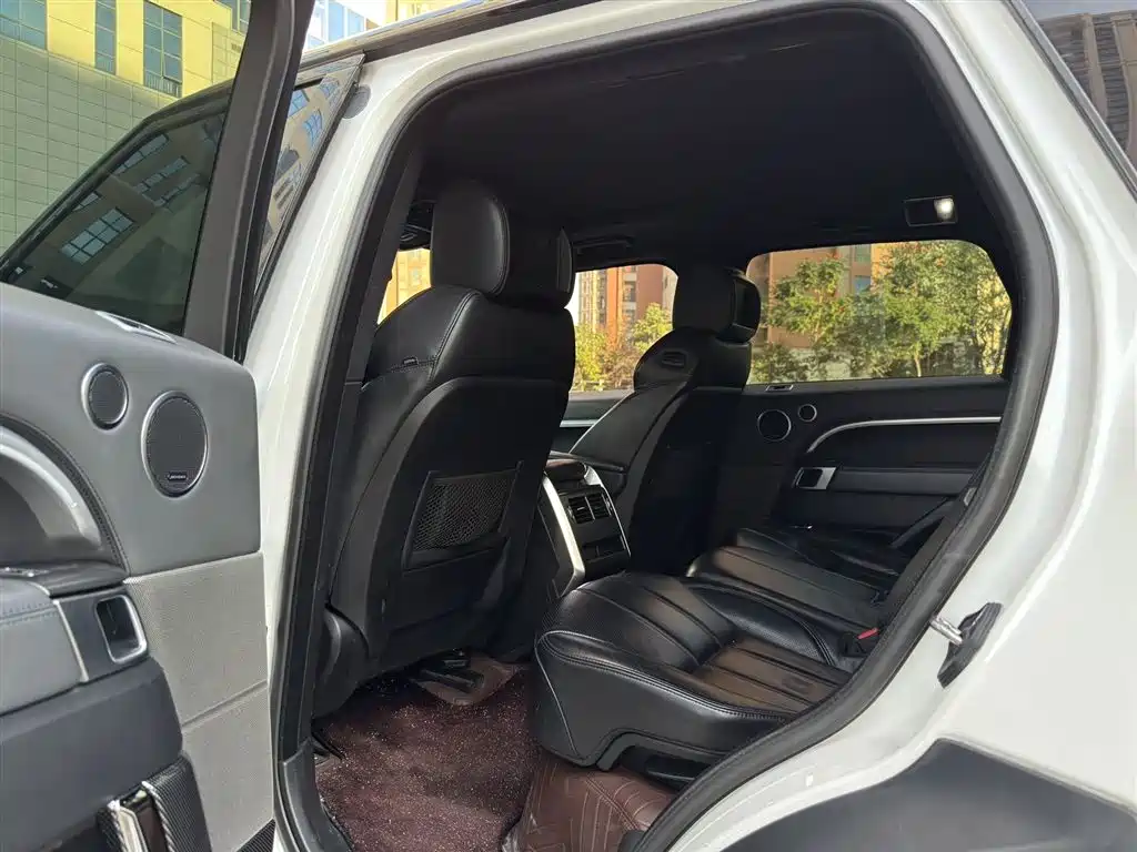 Land Rover Range Rover Sport 2014 3.0 SC V6 HSE DYNAMIC фото 4